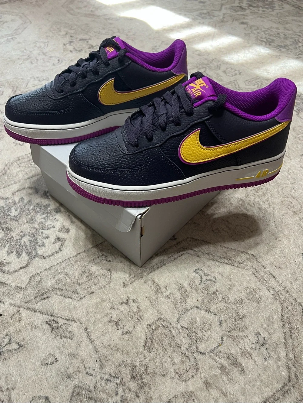 Nike Air Force 1 Low Lakers Alternate cave purple light bone vivid purple unisex